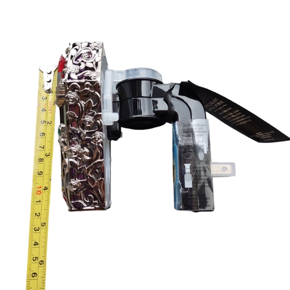 Skeleton Coffin Light Up Wallflower Plugin Bath & Body Works Halloween Decor - Picture 13 of 16